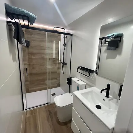 Apartment Bajo A Con Literas Juan Robledo Centro Ciudad Andujar